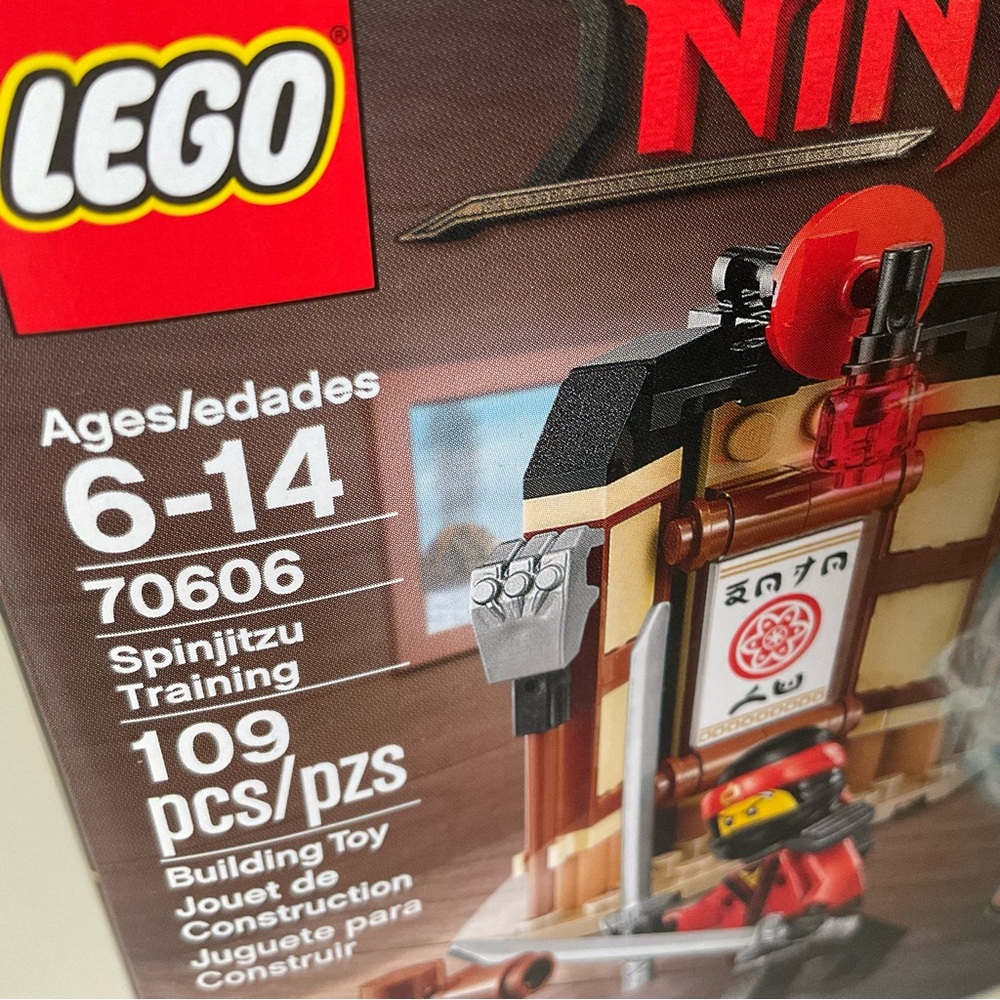 LEGO 70606 The Ninjago Movie Spinjitzu Training Building Toy Kai Retired New - Picture 6 of 7